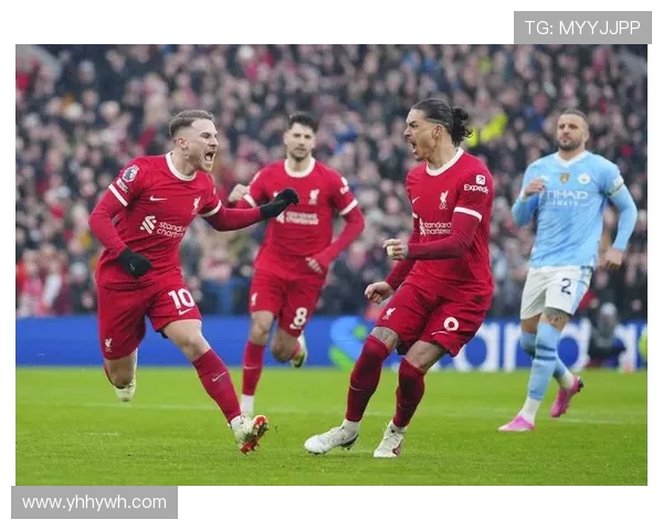 曼联主场激战切尔西红蓝豪门巅峰对决再掀英超风云 曼联主场激战切尔西红蓝豪门巅峰对决再掀英超风云